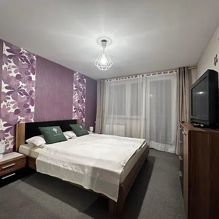 Dom Przy Szlaku Gsb-noclegi Na Przeleczy-agroturystyka Obidza