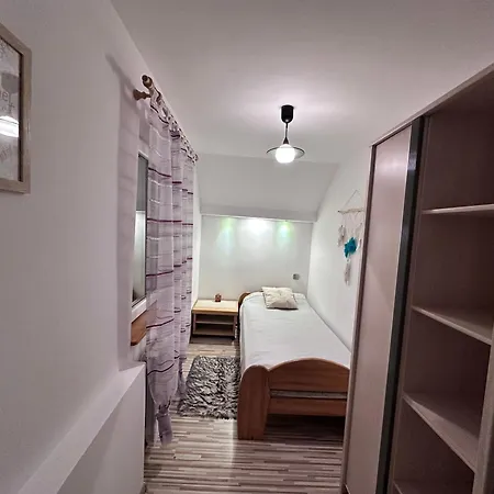 Çiftlik konaklama Dom Przy Szlaku Gsb-noclegi Na Przeleczy-agroturystyka Obidza