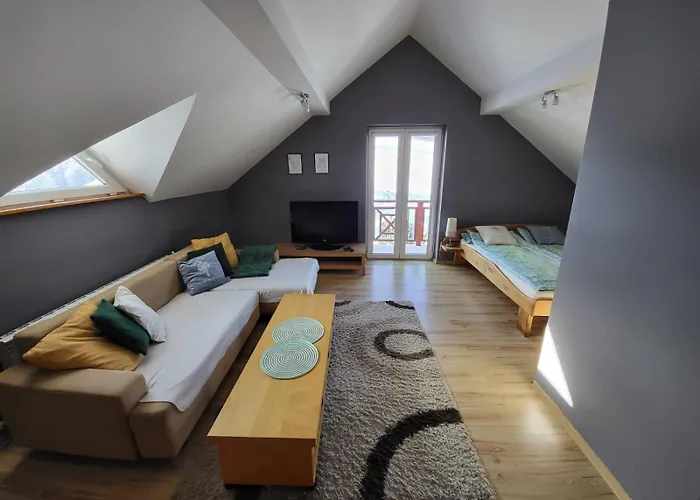 Farm stay Dom Przy Szlaku Gsb-noclegi Na Przeleczy-agroturystyka